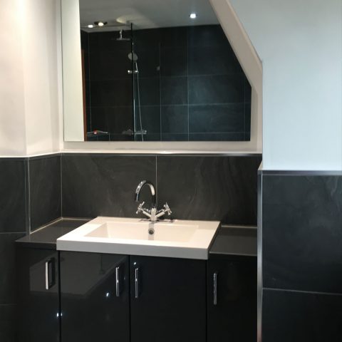 bathroom sink mirror tiles