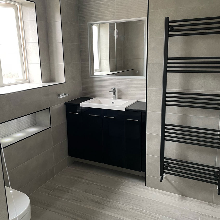bathrom tiles sink mirror radiator